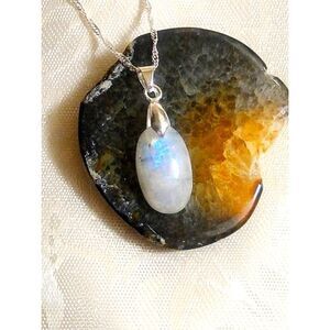 MOONSTONE WITH BLUE FLASH PENDANT STERLING SILVER CHAIN AND MOUNT